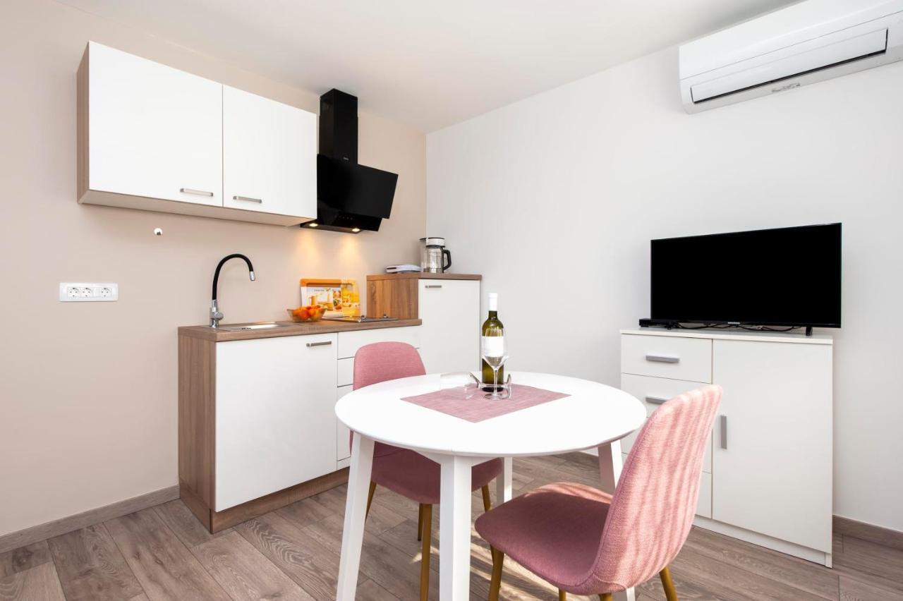 Apartments Katarina Rovinj Buitenkant foto